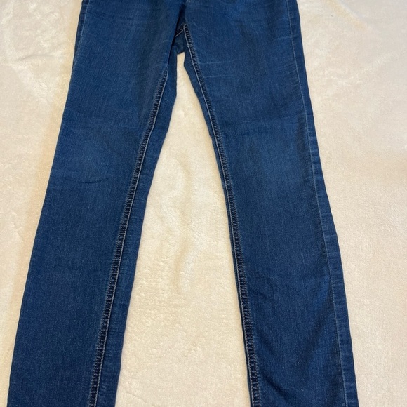Gap women’s size 4/27Skinny Jeans with Subtle Texture and Authentic Look - Picture 1 of 7